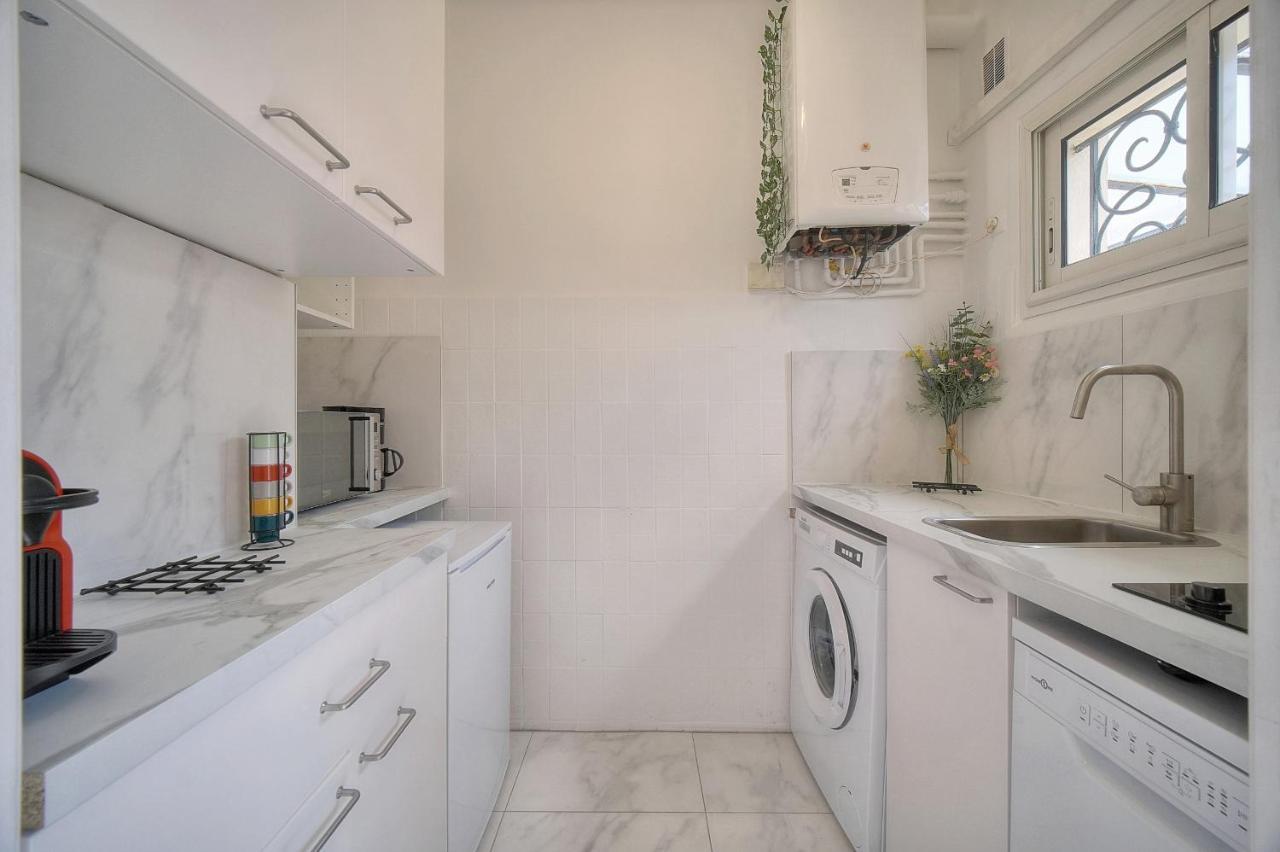 Studio Lumineux 200 M Des Plages A0B192 Cannes Exterior photo