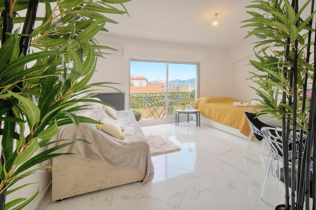 Studio Lumineux 200 M Des Plages A0B192 Cannes Exterior photo